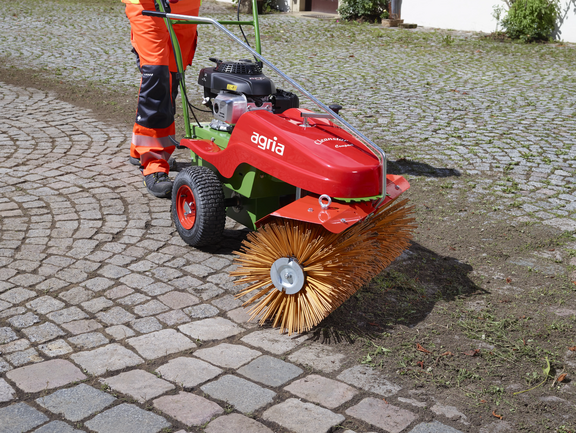 agria 7100 Balayeuse agria 7100 Balayeuse