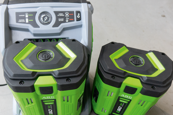 agria 7100e Chargeur avec batteries rechargeables agria 7100e Chargeur avec batteries rechargeables