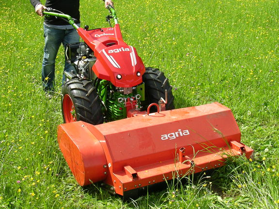 agria 5900 Cyclone avec débroussailleuse à fl éaux agria 5900 Cyclone avec débroussailleuse à fl éaux