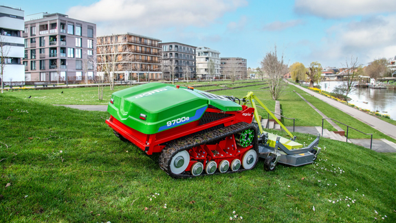 agria 9700e mit Sichelmulcher agria 9700e mit Sichelmulcher
