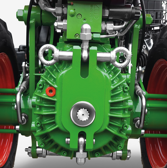 Agria-Anbauflansch: einfacher und schneller Anbaugerätewechsel Agria-Anbauflansch: einfacher und schneller Anbaugerätewechsel