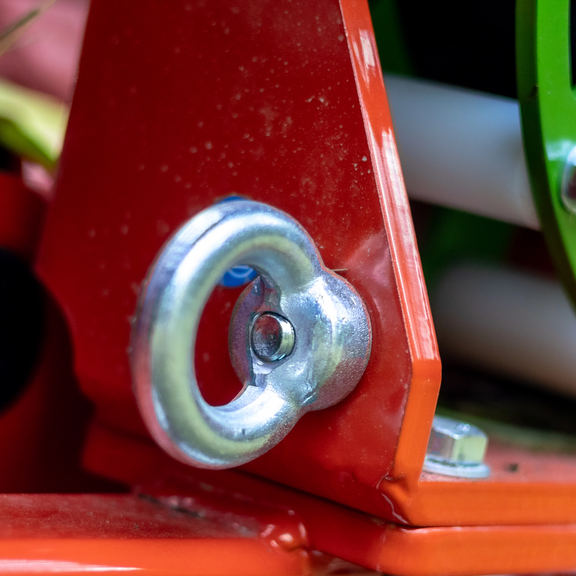 Safe loading with eye bolts Safe loading with eye bolts